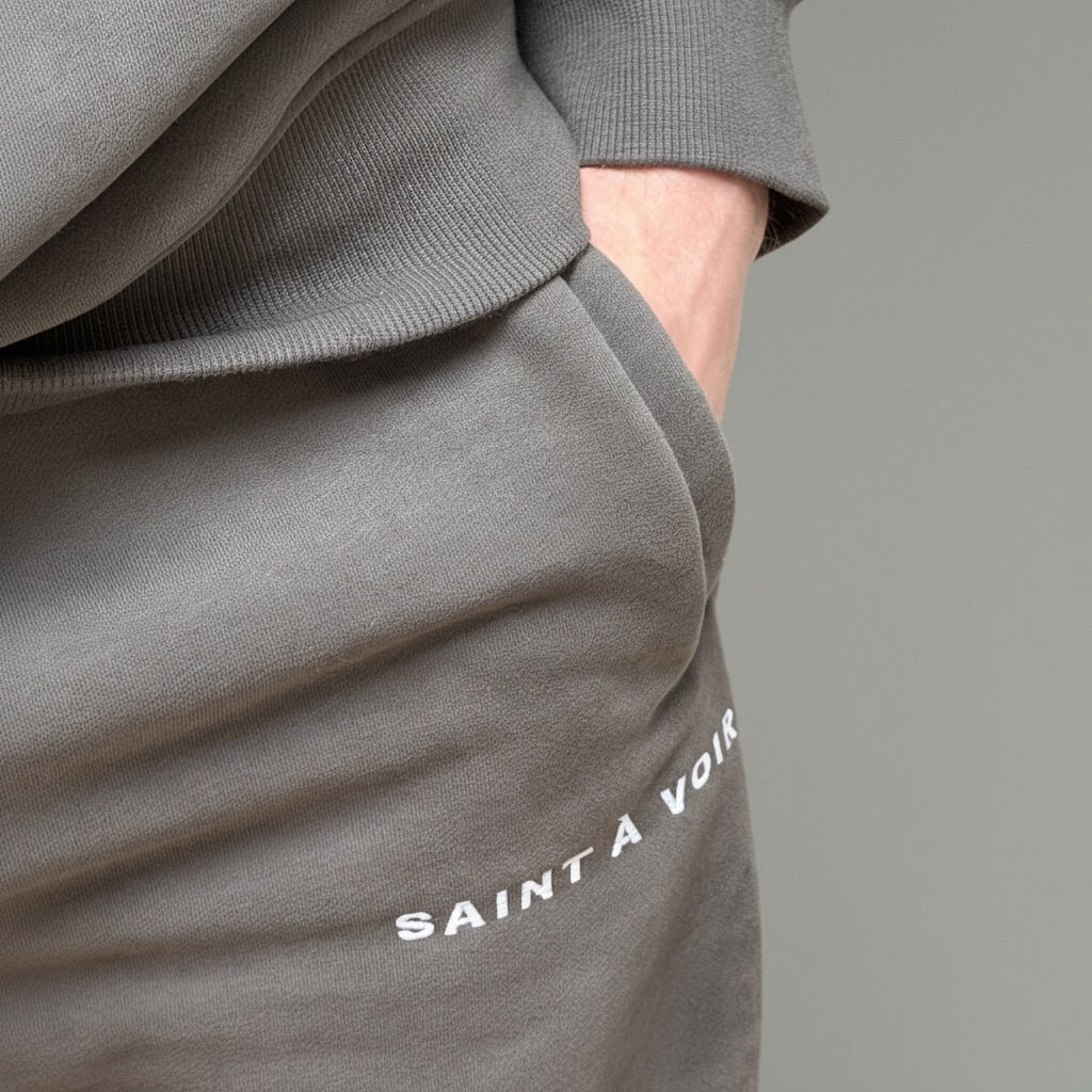 The Essential Sweatshirt – Charcoal