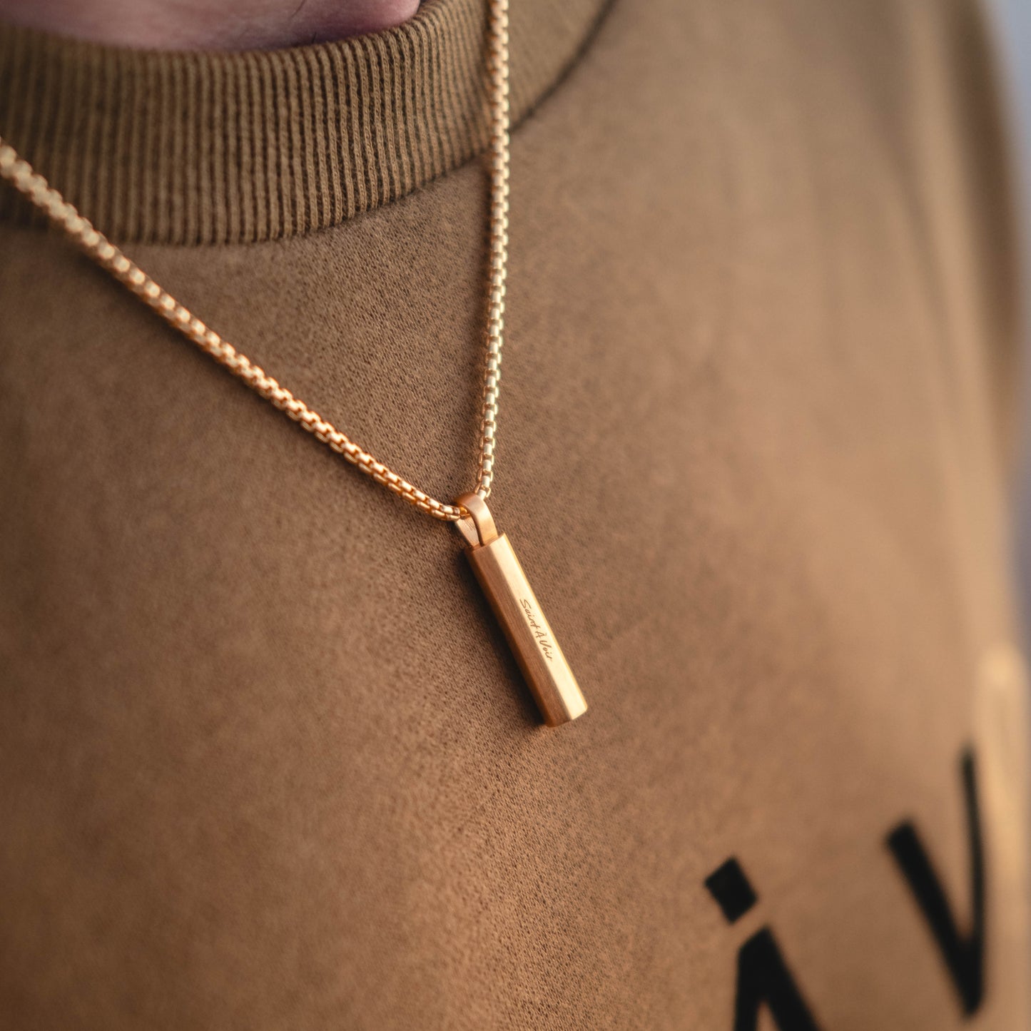 Octagon Pendant Necklace | Gold